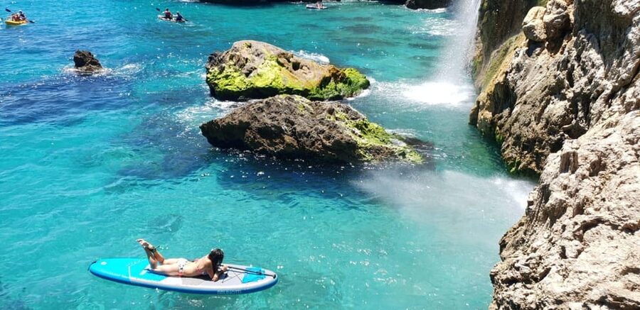Ruta libre en paddel surf por la cascada de Nerja y Maro 😍 - Who will enjoy this most