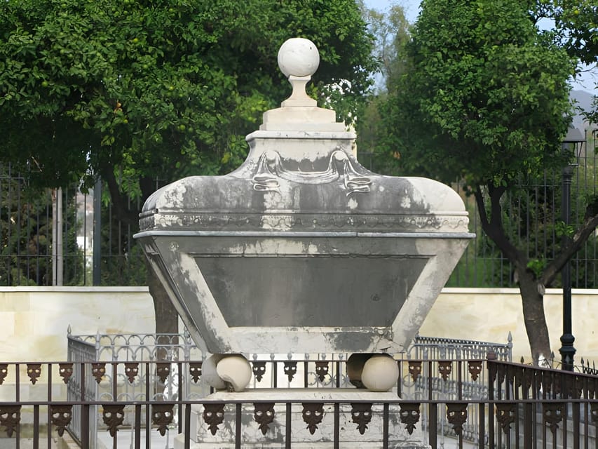 San Miguel Cemetery Tour of Malaga - Key points to know before booking