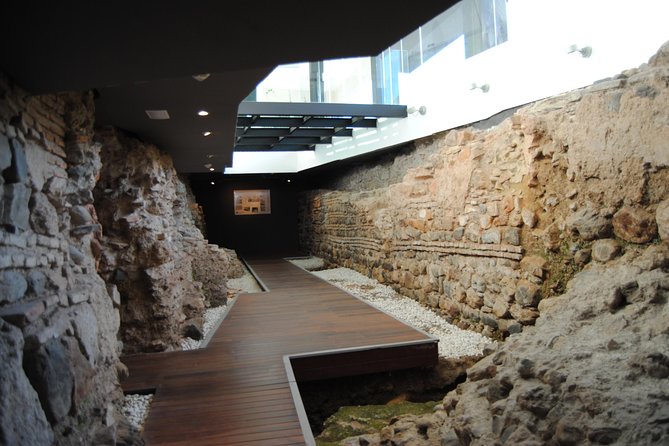Secret Malaga Private Walking Tour - Atarazanas Market: a change of pace