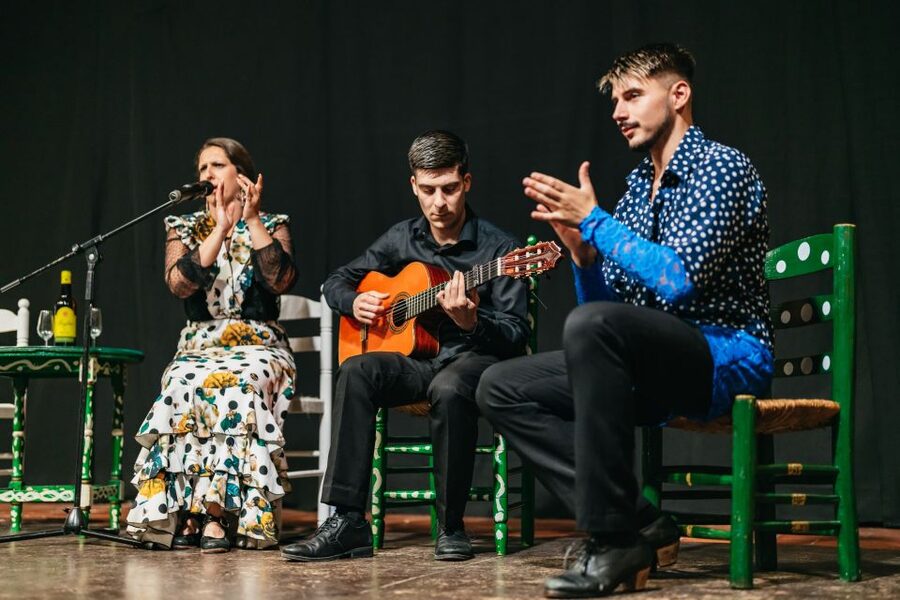 Torremolinos: Flamenco Show with Dinner and Drinks - FAQ