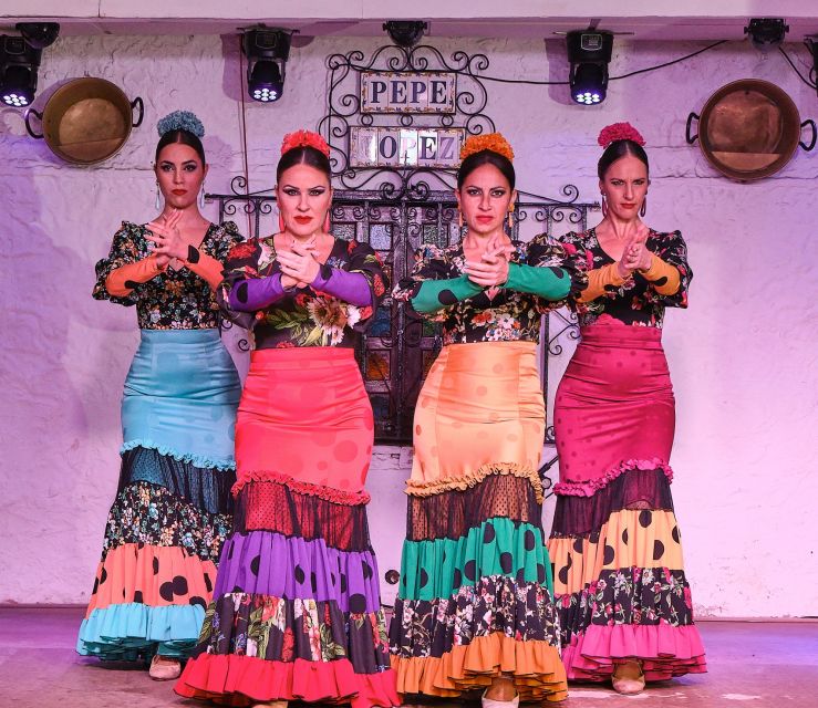 Torremolinos: Flamenco Show with Drinks - A drink, a table, and a traditional room