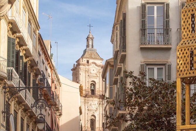 Tour around the Central Market of Malaga - Starting beside the Guadalmedina River