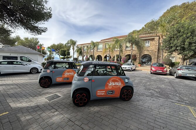 Tour Málaga by electric car: Discover the city in 2 hours - La Manquita Cathedral and Málaga Museum