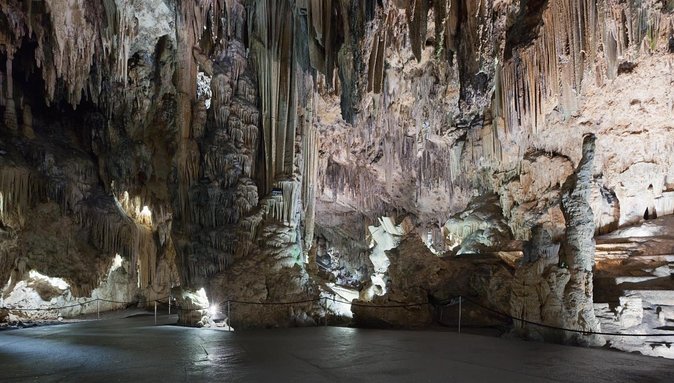 Tour of Nerja and Frigiliana with Caves - Key points at a glance