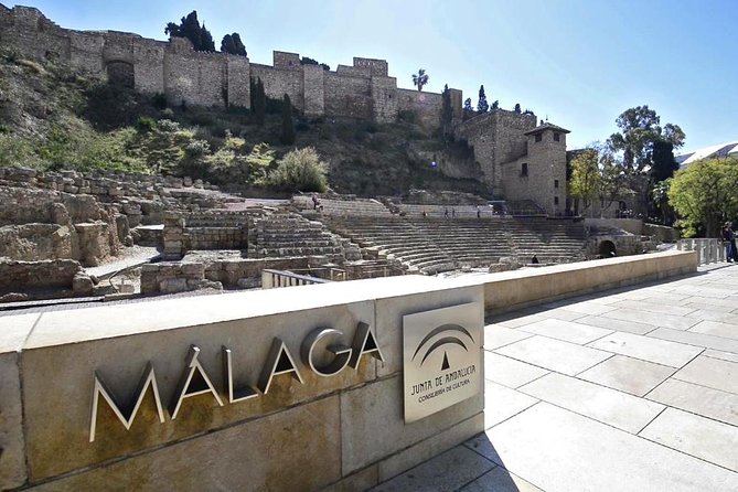 Ultimate Malaga History & Tapas - All Included Full Experience - The guides shape the experience