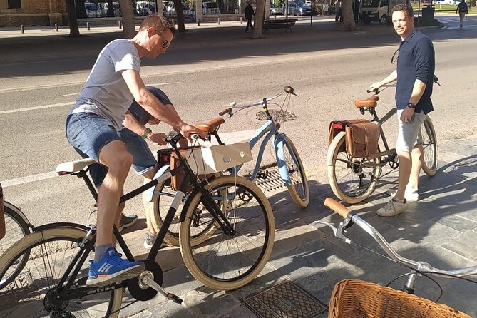 Vintage Style Bike Rental in Malaga - Timing, Access, and Returning the Bike