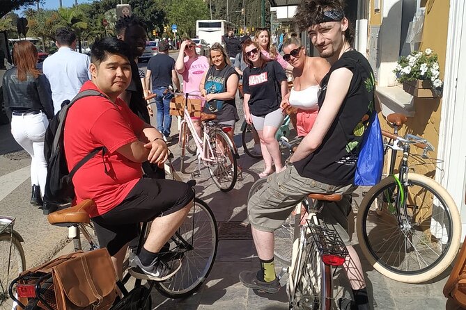 Vintage Style Bike Rental in Malaga - A Small Service Detail Worth Knowing